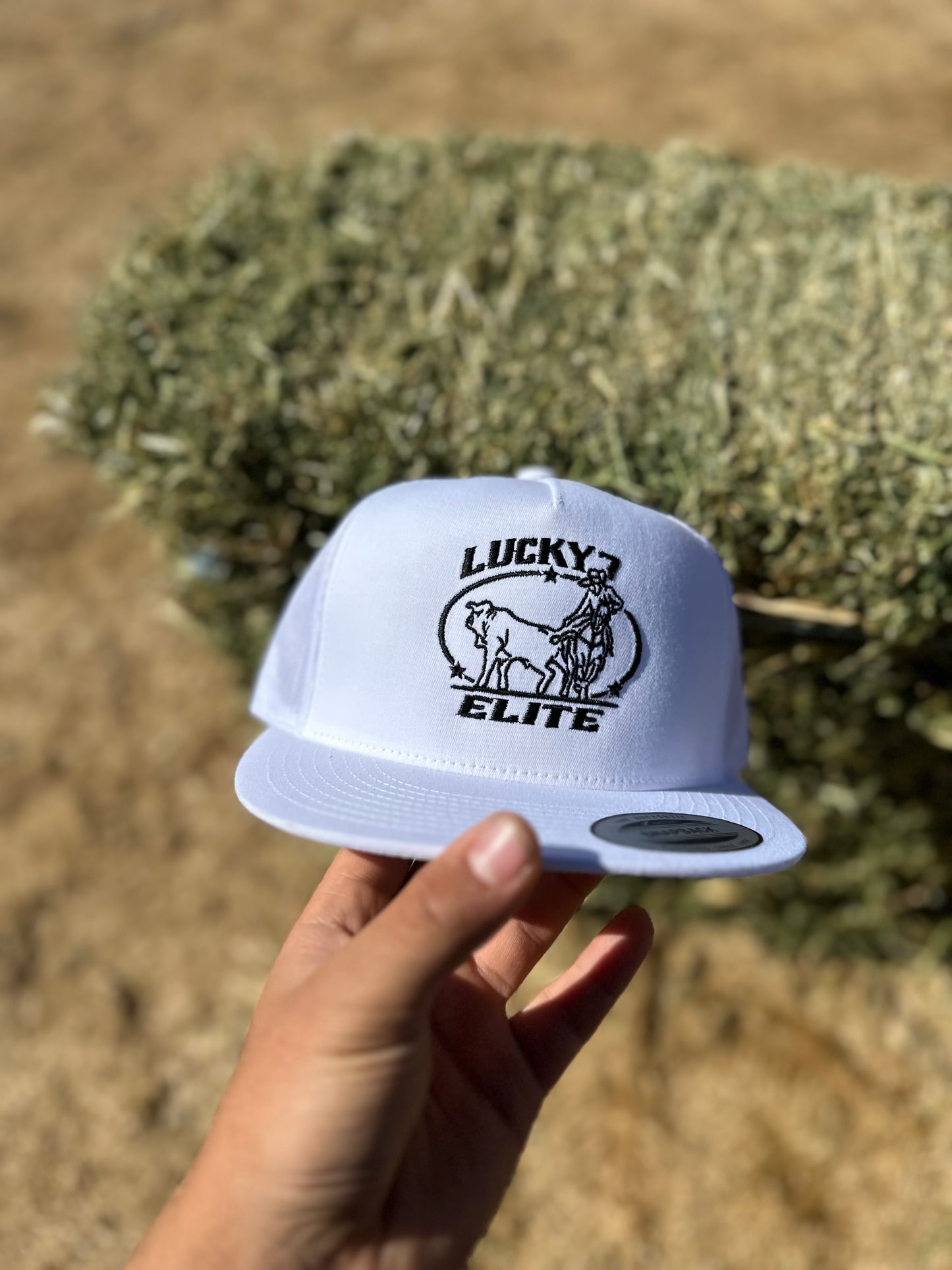 Lucky 7 Elite black Logo White cap