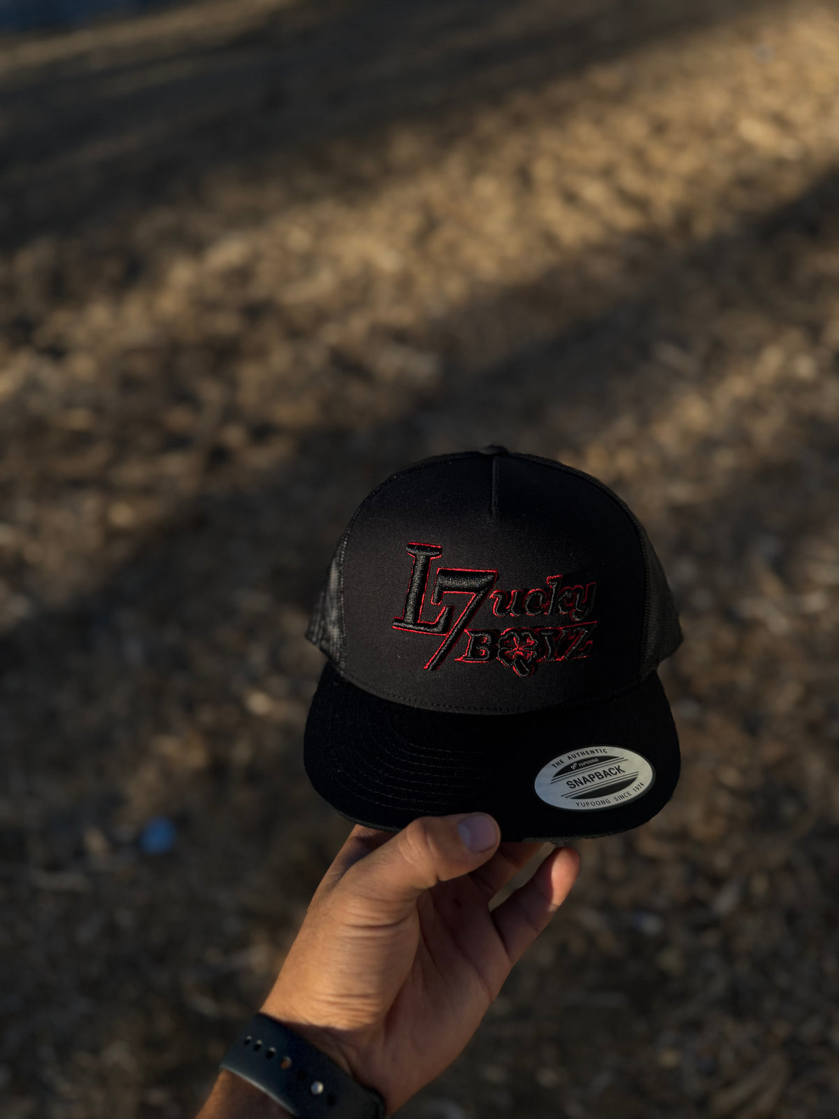 Black Lucky 7 Boyz cap with Red outline